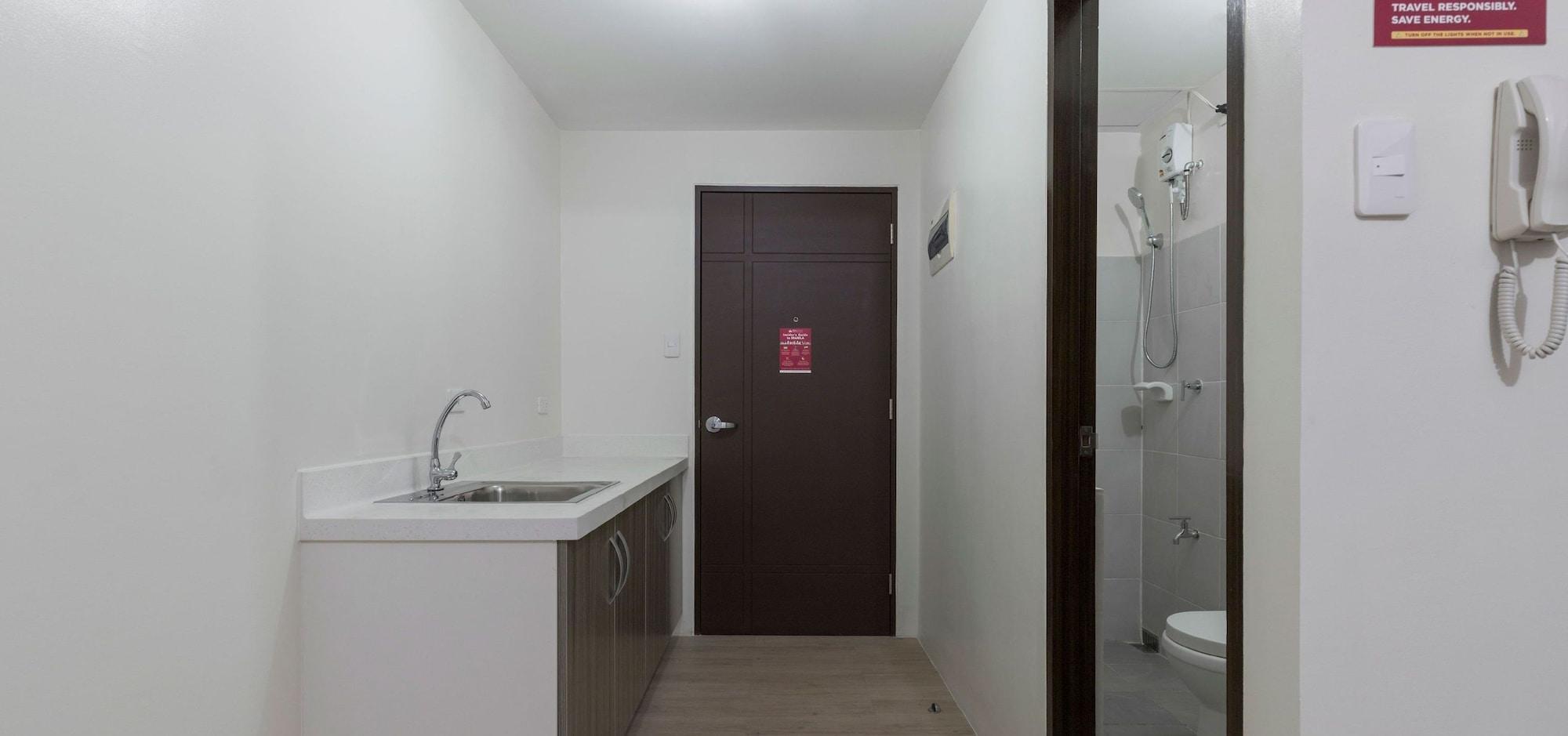 Zen Rooms Vinia Edsa Q.C. 케손시티 외부 사진